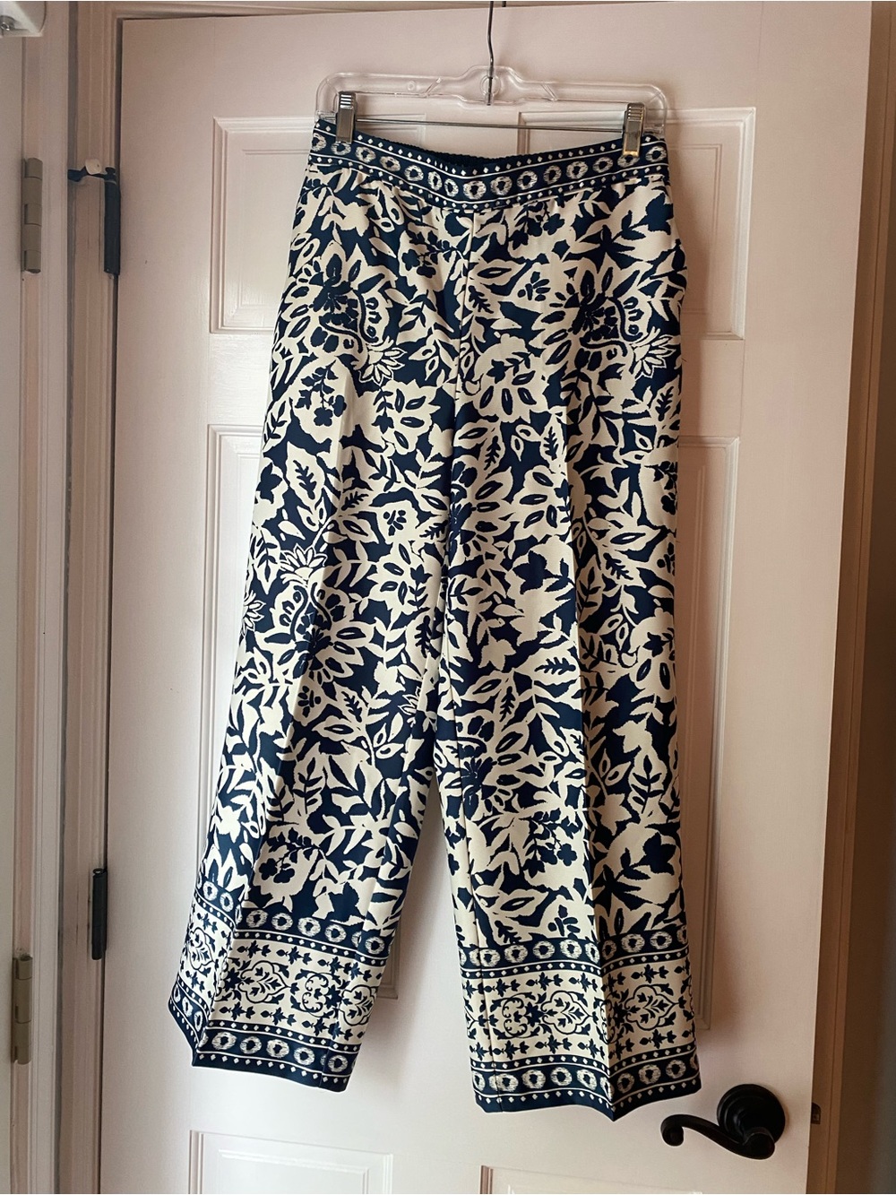 Elaine Rose White & Blue Wide-Leg Printed Pants, women’s medium